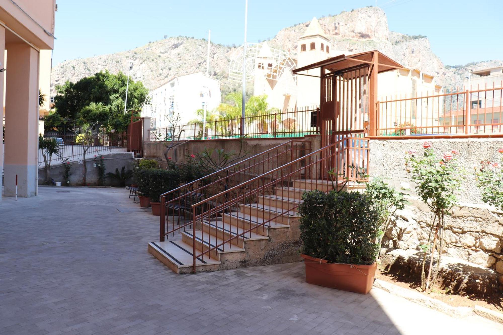 Appartement Rineddahouse Arenella - Vista Mare Panoramica A Palermo Con Parcheggio Privato Extérieur photo