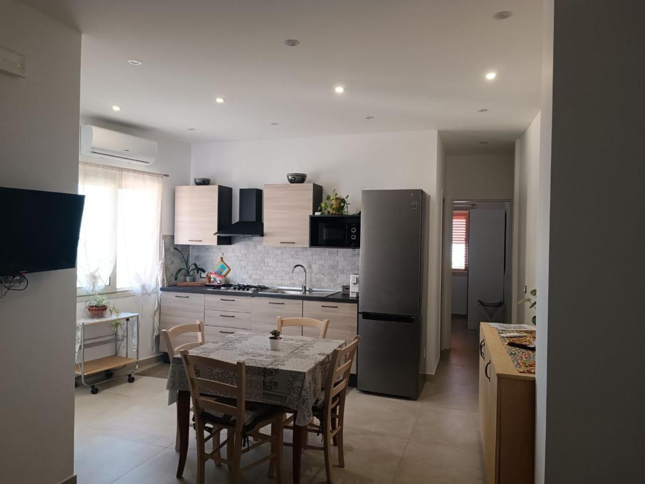 Appartement Rineddahouse Arenella - Vista Mare Panoramica A Palermo Con Parcheggio Privato Extérieur photo